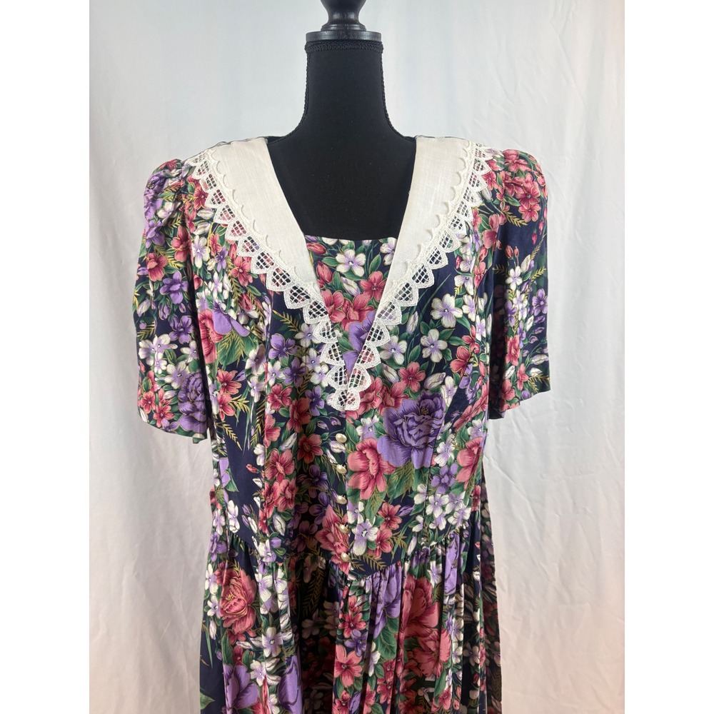 Sweet Reason Vintage Floral Midi Dress Lace Collar Pearl Buttons Navy Plus 22W - Picture 11 of 16
